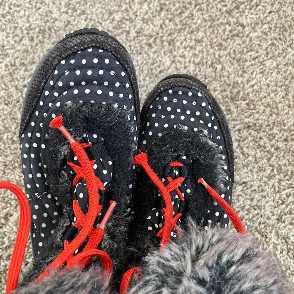 Size 3 / Girls North Face Winter Snow Boots